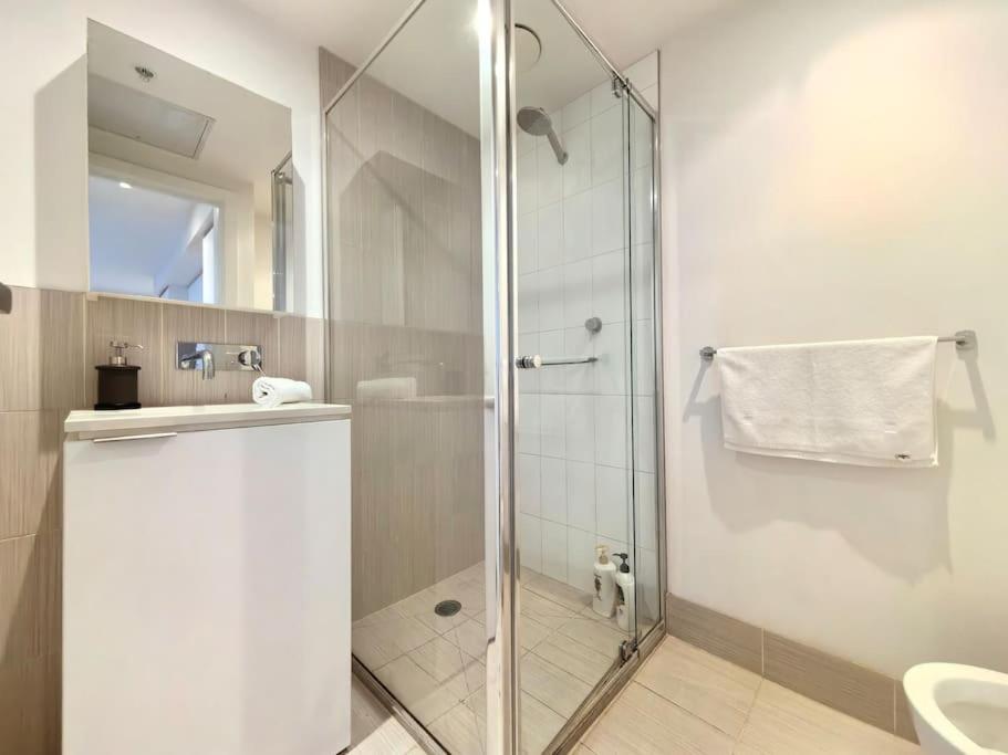 Ferienwohnung Charming 1Br Southbank W Balcony & Free Parking#Ti22 Melbourne City Exterior foto